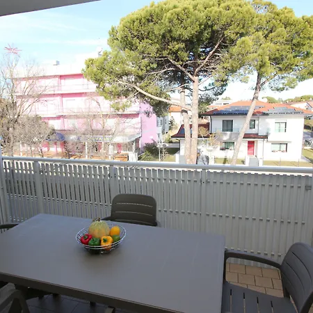 Cozy With Two Balconies Next To The Sea ビビオーネ